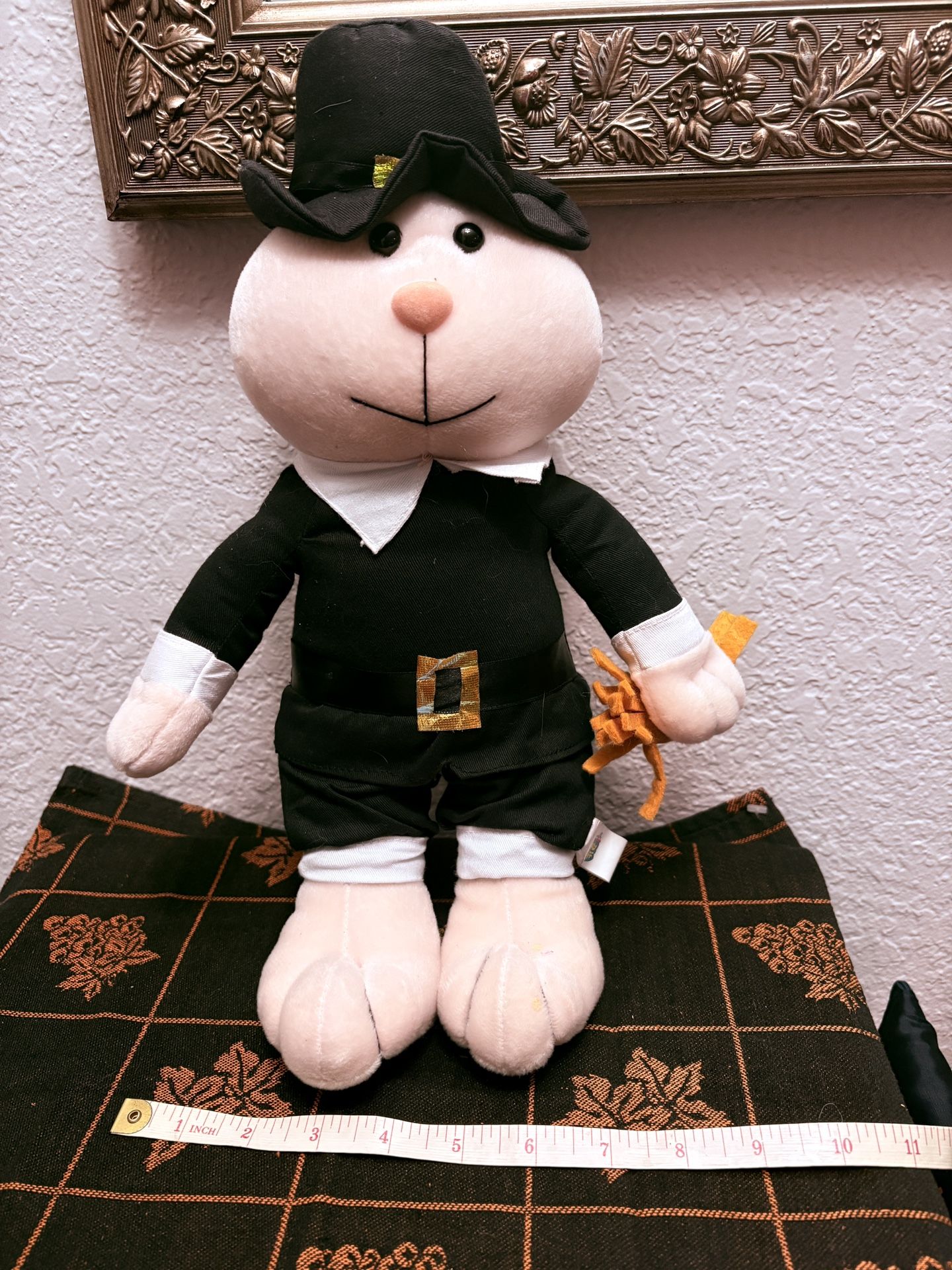 Stuffed Thanksgiving Pilgrim