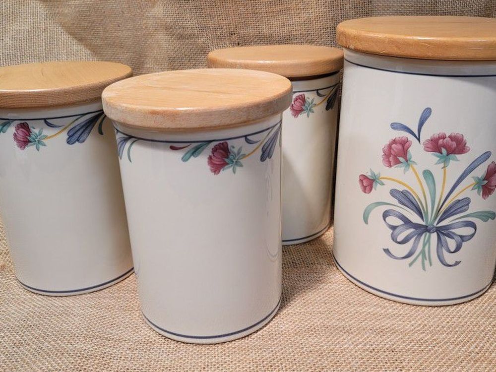 Lenox Chinastone Poppies on Blue Canisters (4 pieces)