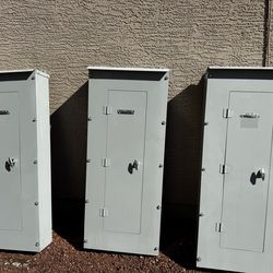 Eaton PRL1X 100 amp panel