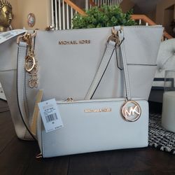 NEW 3 PEICE MICHAEL  KORS SET