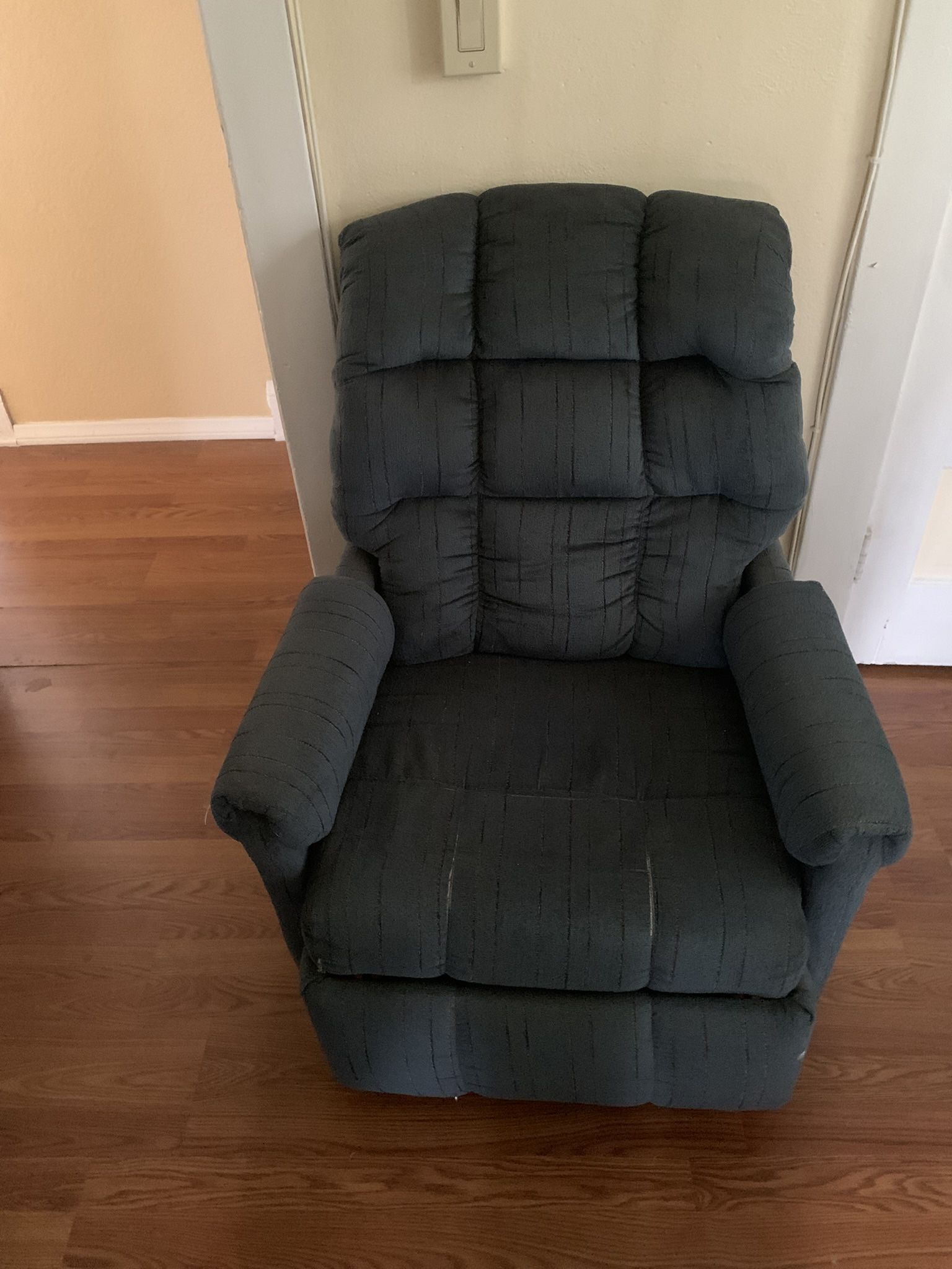 Dark Gray Cushion Recliner Chair *Very Comfortable*