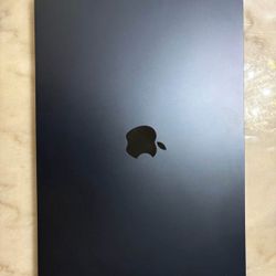 MacBook Air 15" 2023 - M2 - Midnight Blue - Like Brand New / Barely Used
