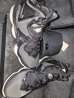 Nike 19 