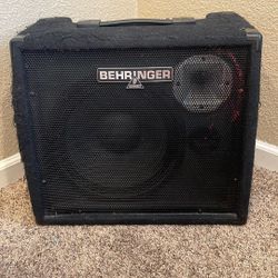 Behringer Amp