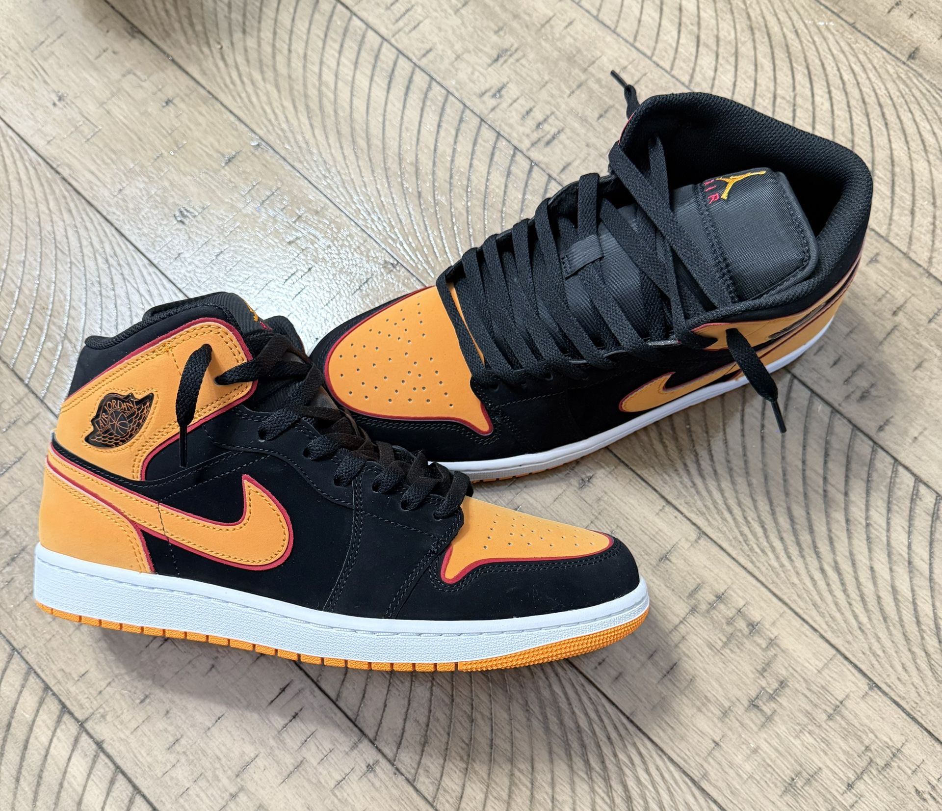 Men Jordan 1