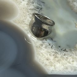 Sterling Silver Ring Sway Look