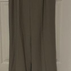 New Ladies Dressy Pants Size 14 