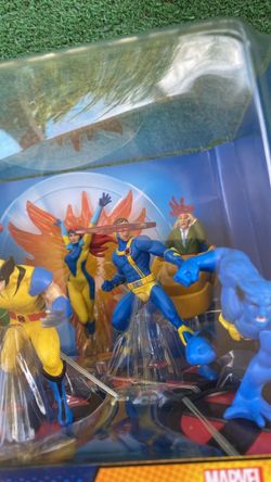 Disney MARVEL X-MEN Figurine Set NIP Magneto Storm Wolverine Rogue Gambit  cyclops