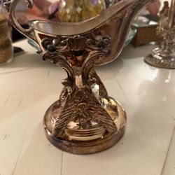 English Silver Co Gravy Boat In Stand With Warmer
