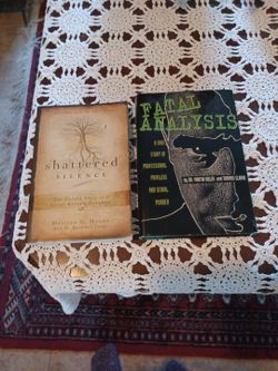 BUNDLE 2 TRUE CRIME BOOKS