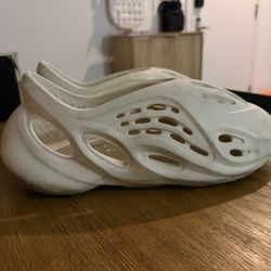 Yeezy Foam runner 