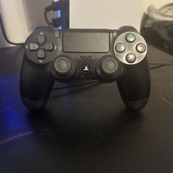 Working PS4  Controller with Charger