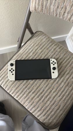 Nintendo white