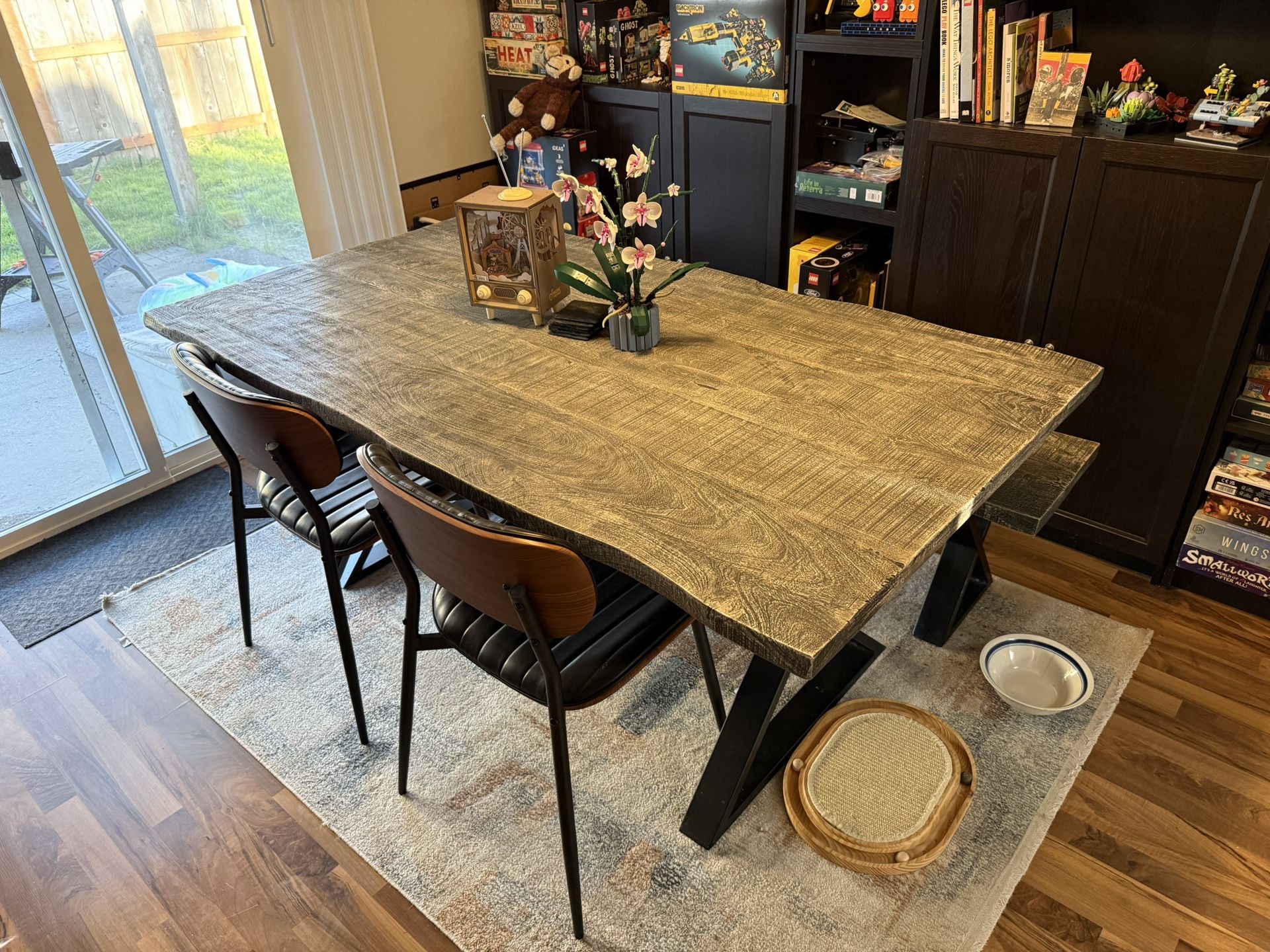 Dining Table, Dining Chairs, Bench