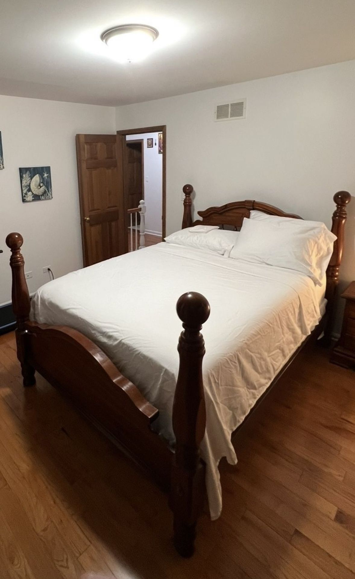 Solid Wood Queen Bed