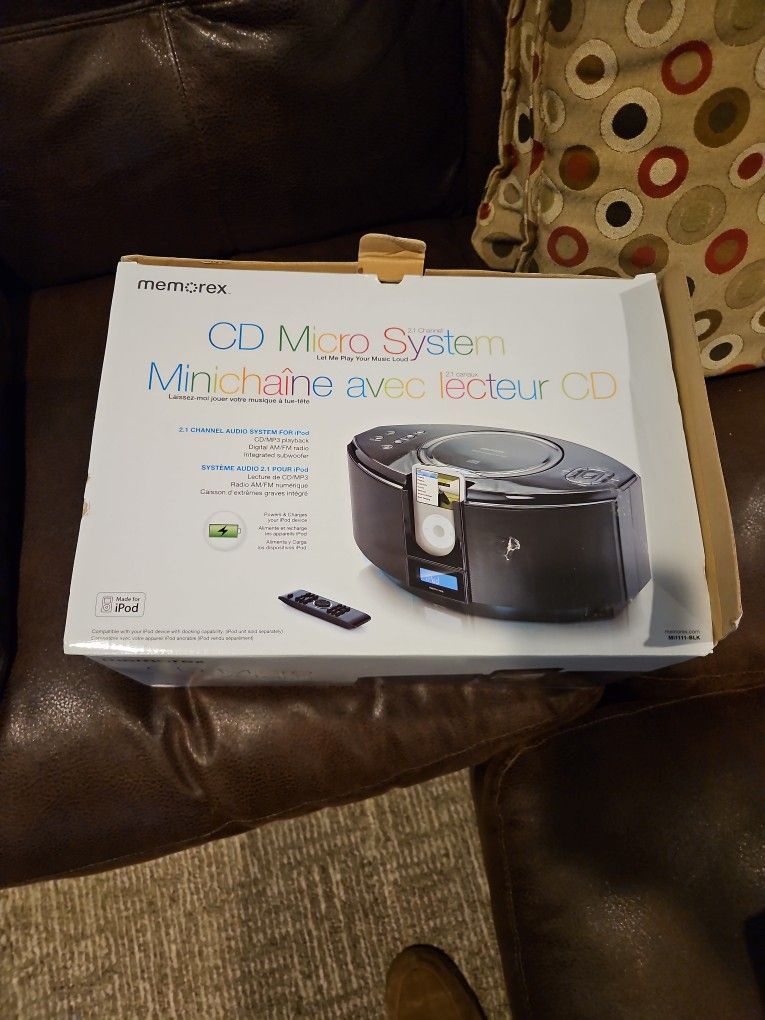 Memorex CD Micro Stereo System 