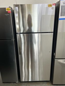 GE Stainless Steel Top Freezer Refrigerator