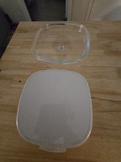 Vintage Corning Ware Blue Cornflower Dish with lid