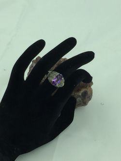 925 STER Silver Amethyst Marcasite Ring 6.75