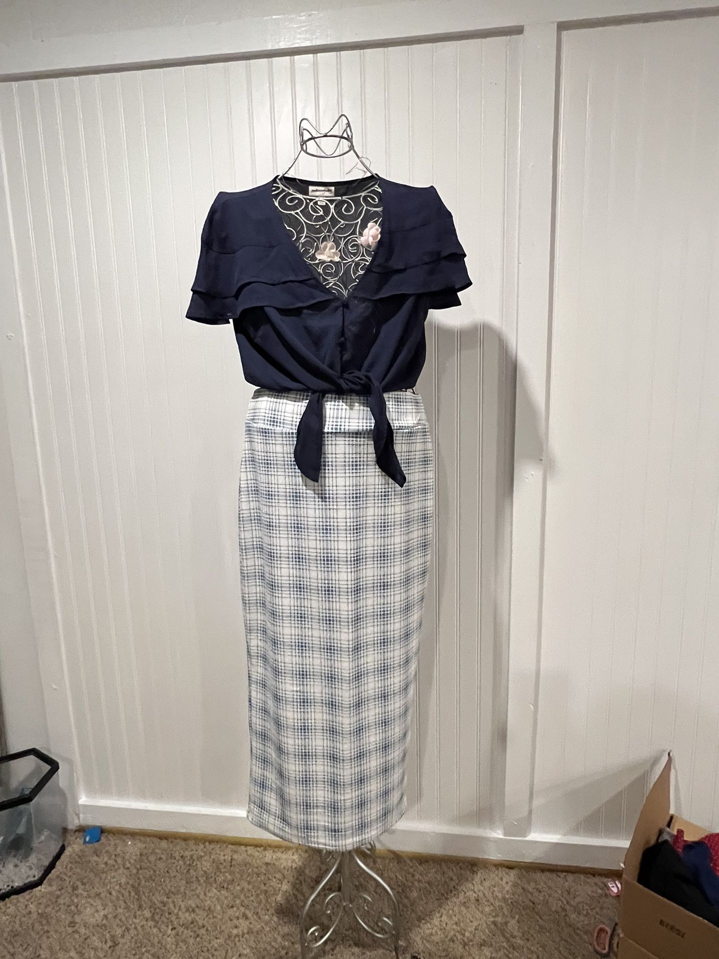Long Skirt 2 pieces  Size G