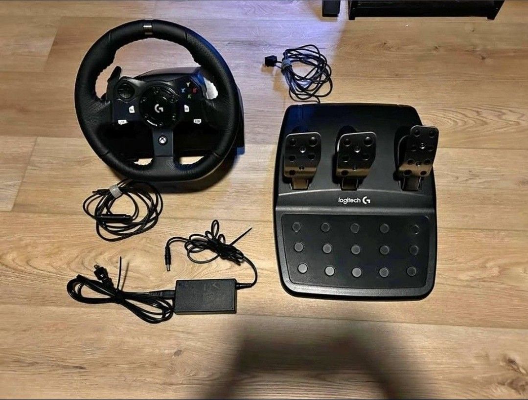 Logitech Driving Force G920 Racing Wheel Xbox Series X|S Xbox One PC Wheel Only