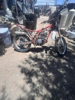 86 Yamaha 225  Enduro Parts