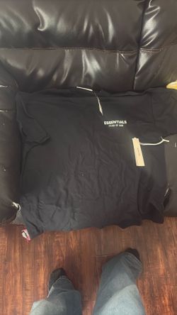 Black essentials shirt new