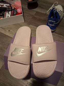 Women's nike slides