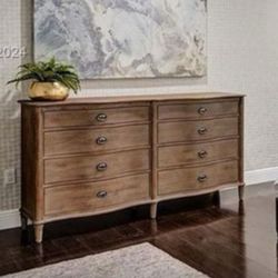 Shelfs Cabinet