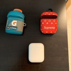 AirPods And Cases