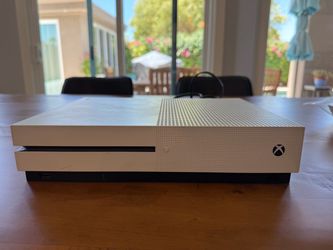 Xbox One S
