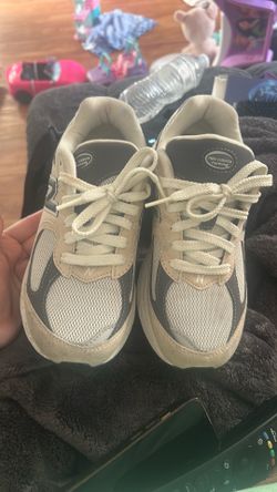 New balance shoes