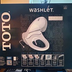 Toto Washlet Elongated Bidet Seat w/ SoftClose Lid White New In Box