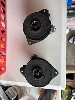 Infinity Dash Speakers