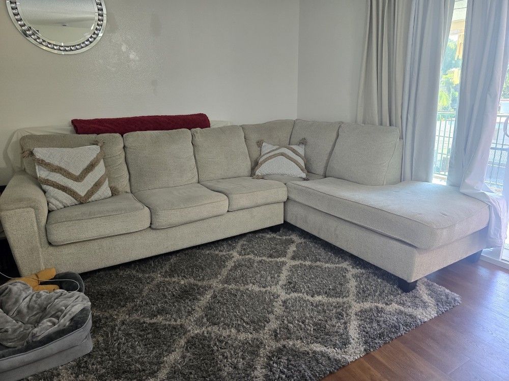 Queen sofa bed. , Juego De Sala Con Sofa Cama