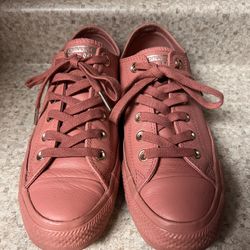  Pink Converse 