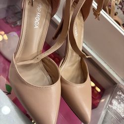 Heels 6 1/2 used once $10