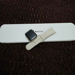 Apple Watch SE