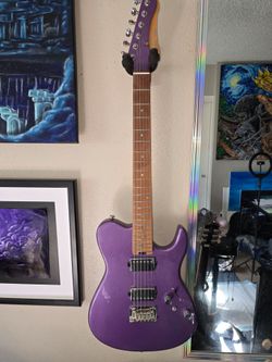 Guitar for sale 25 bucks