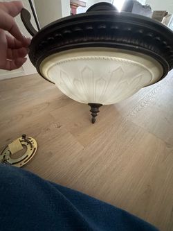 Light fixture
