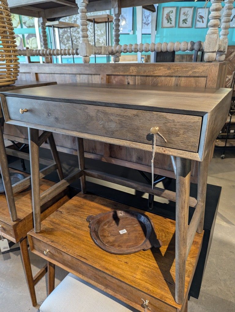 Astoria Mango Wood Desk