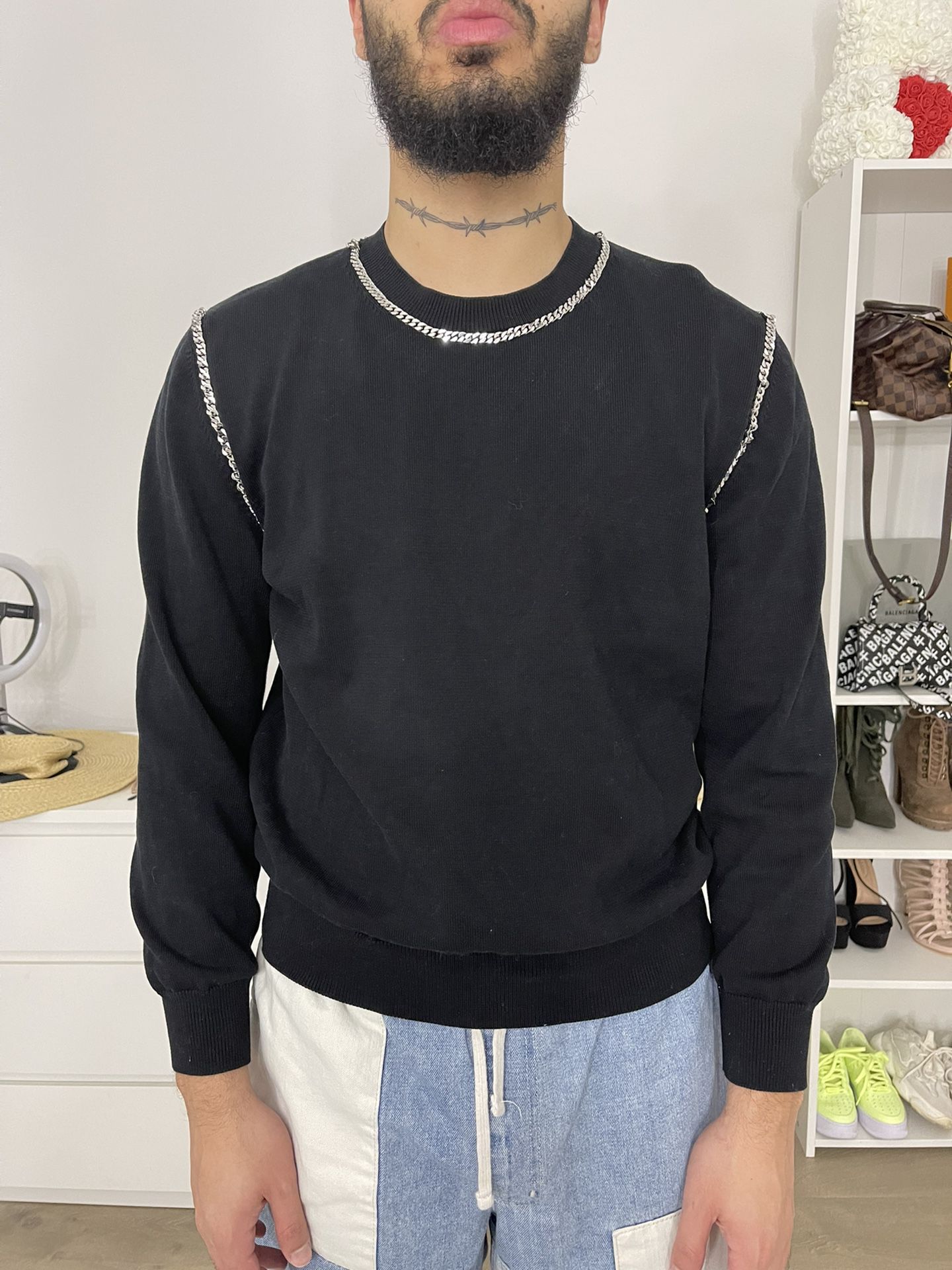 staan Onbemand Durven Givenchy Black Sweater With Chain Detail for Sale in San Diego, CA - OfferUp