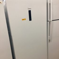 Midea 21 cu.ft. Upright Convertible Freezer/ Refrigerator 