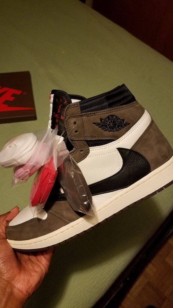 travis scott reverse swoosh