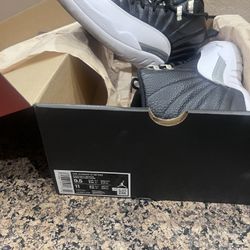 JORDAN 12