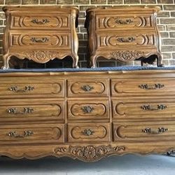 Dresser Set