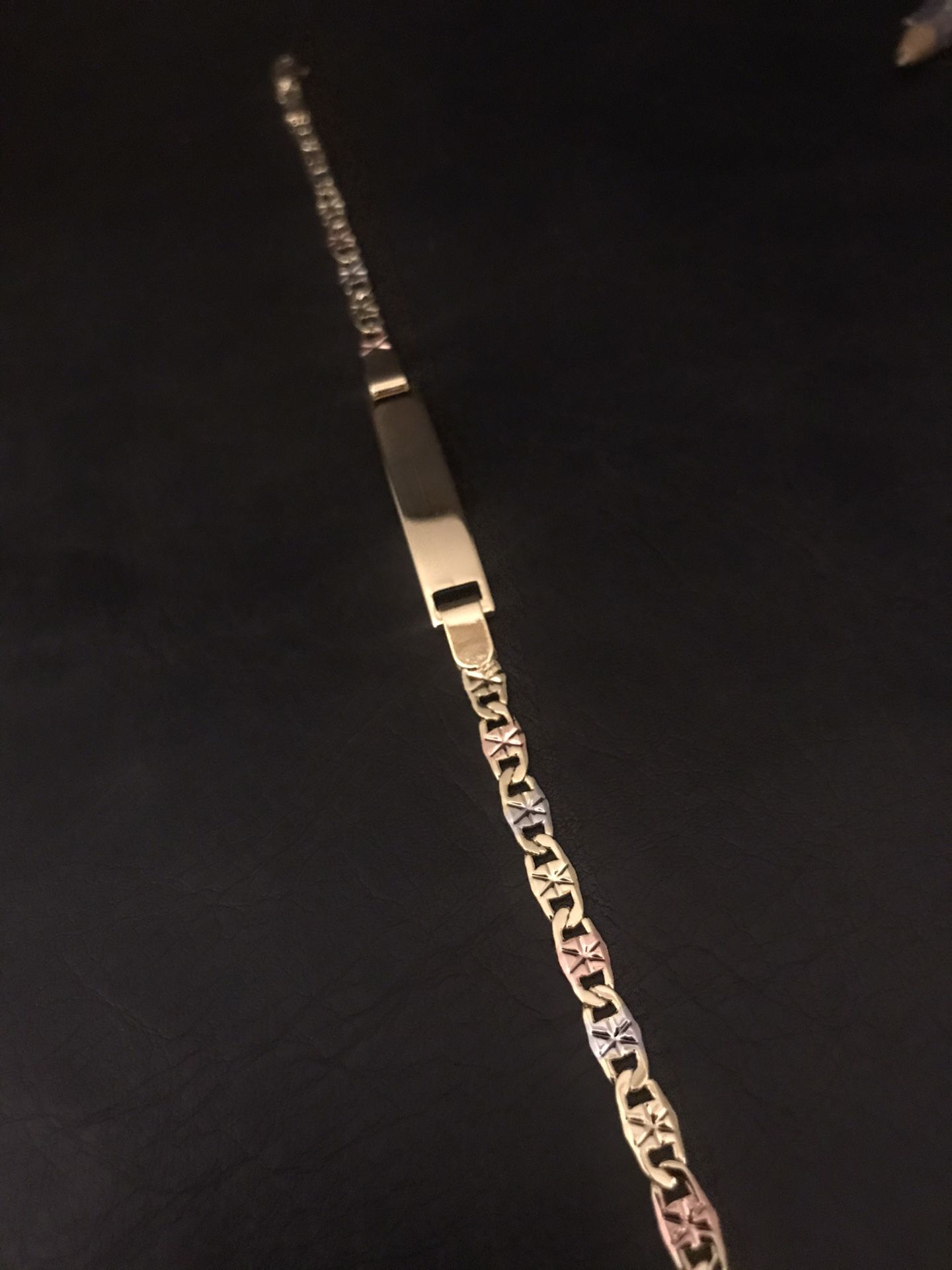Esclaba para mujer o jóvenes en 3 tonos italiano tiene su marca ITALY / 18k gold plated bracelet tri-tons