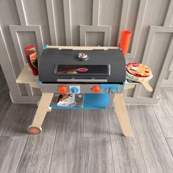 Melissa & Doug Rotisserie & Grill Barbecue Set