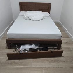 full sQueen Size thick medium firm cool gel memory foam mattress And Bed Frame 