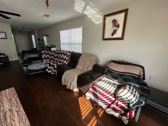 FREE COUCH